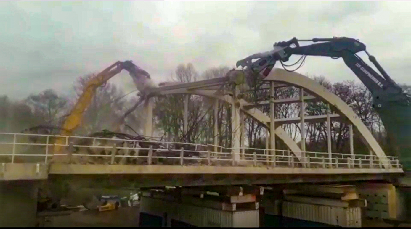 Umbraco.Web.PublishedCache.XmlPublishedCache.PublishedMediaCache+DictionaryPublishedContent?.Name