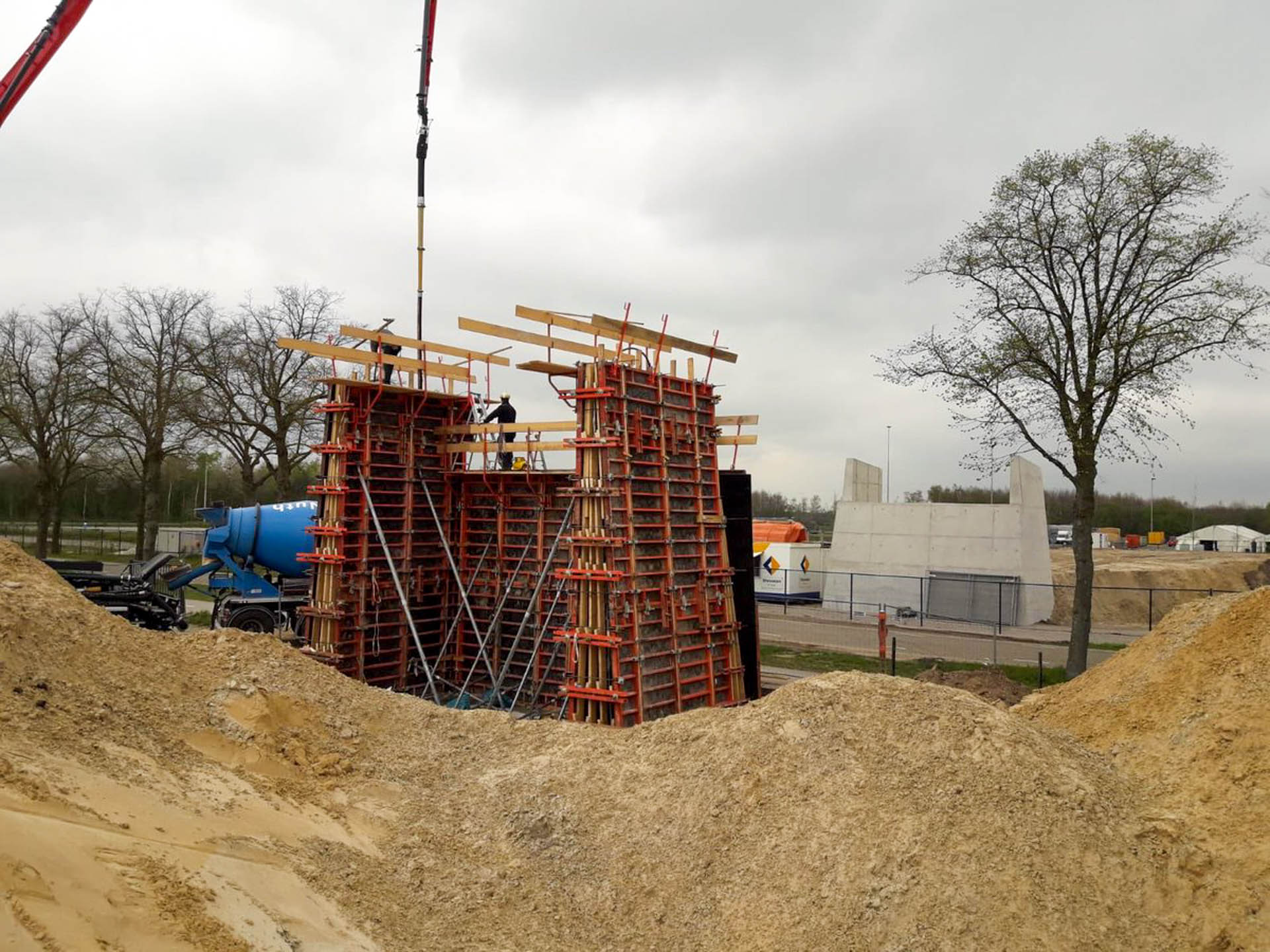 20190613 D4wtvkzx4aicbji